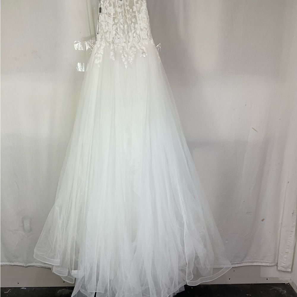 NEW La Femme White 28598 Sheer Floral Off The Shoulder Ball Bride Gown Dress 2 - Picture 4 of 10